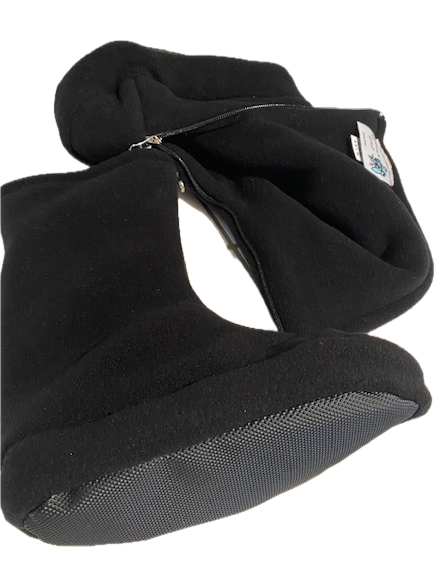 Polartec boots adult medium